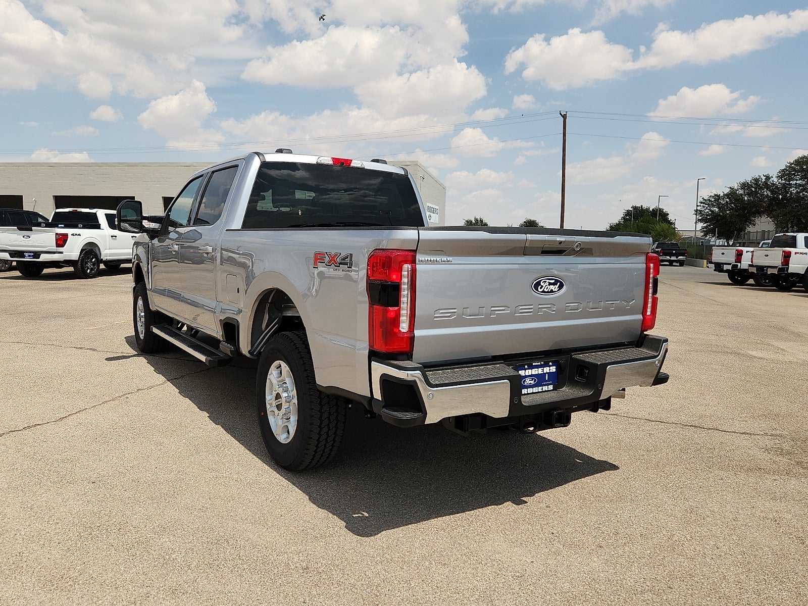 2027 Ford Super Duty F-250 SRW XL
