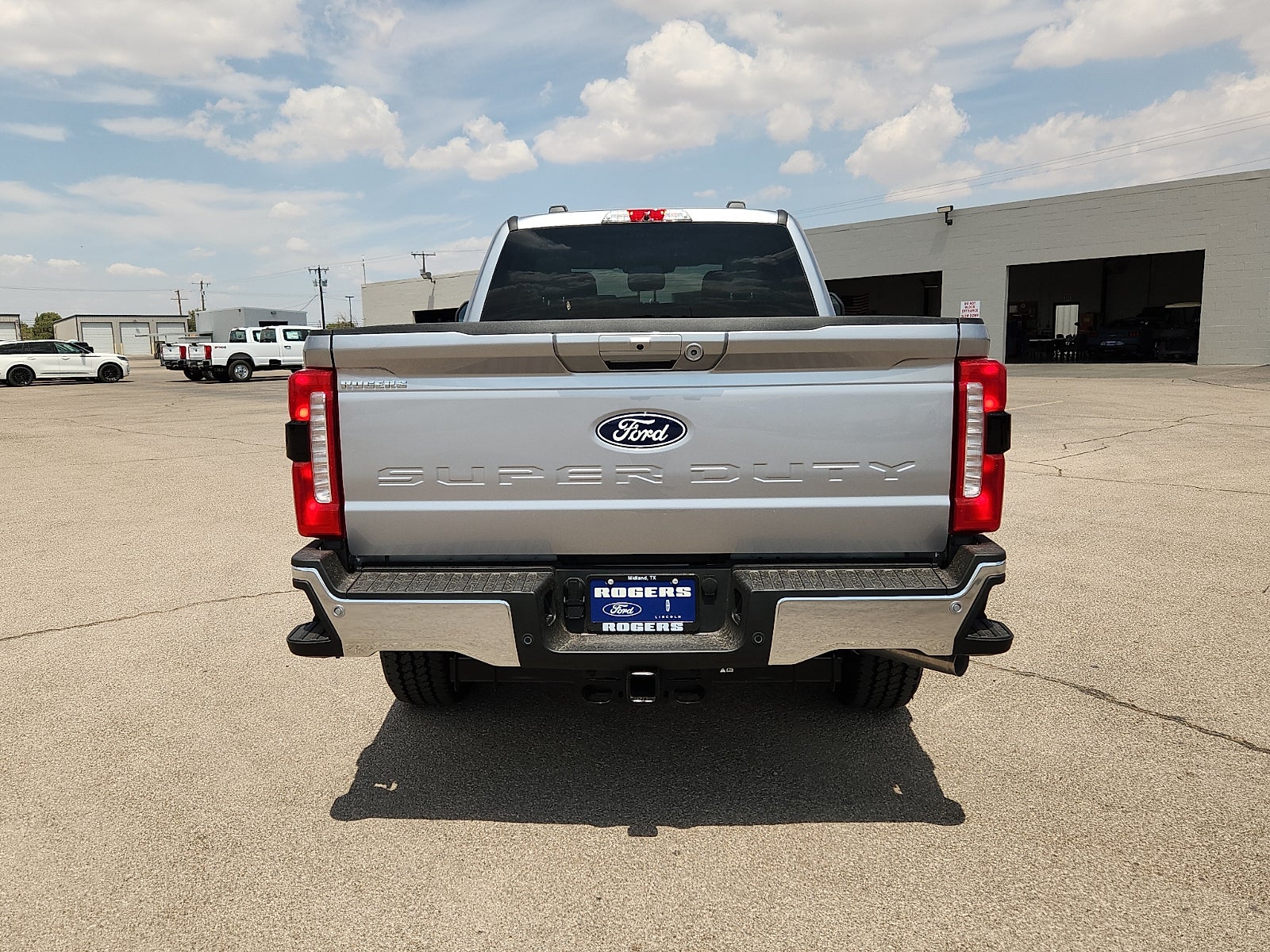 2027 Ford Super Duty F-250 SRW XL