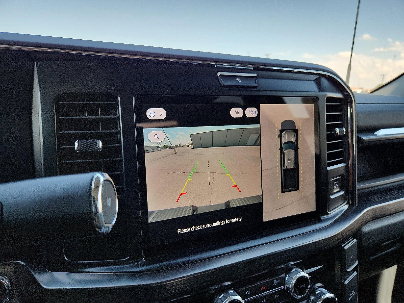 2025 Ford Super Duty F-250 SRW LARIAT