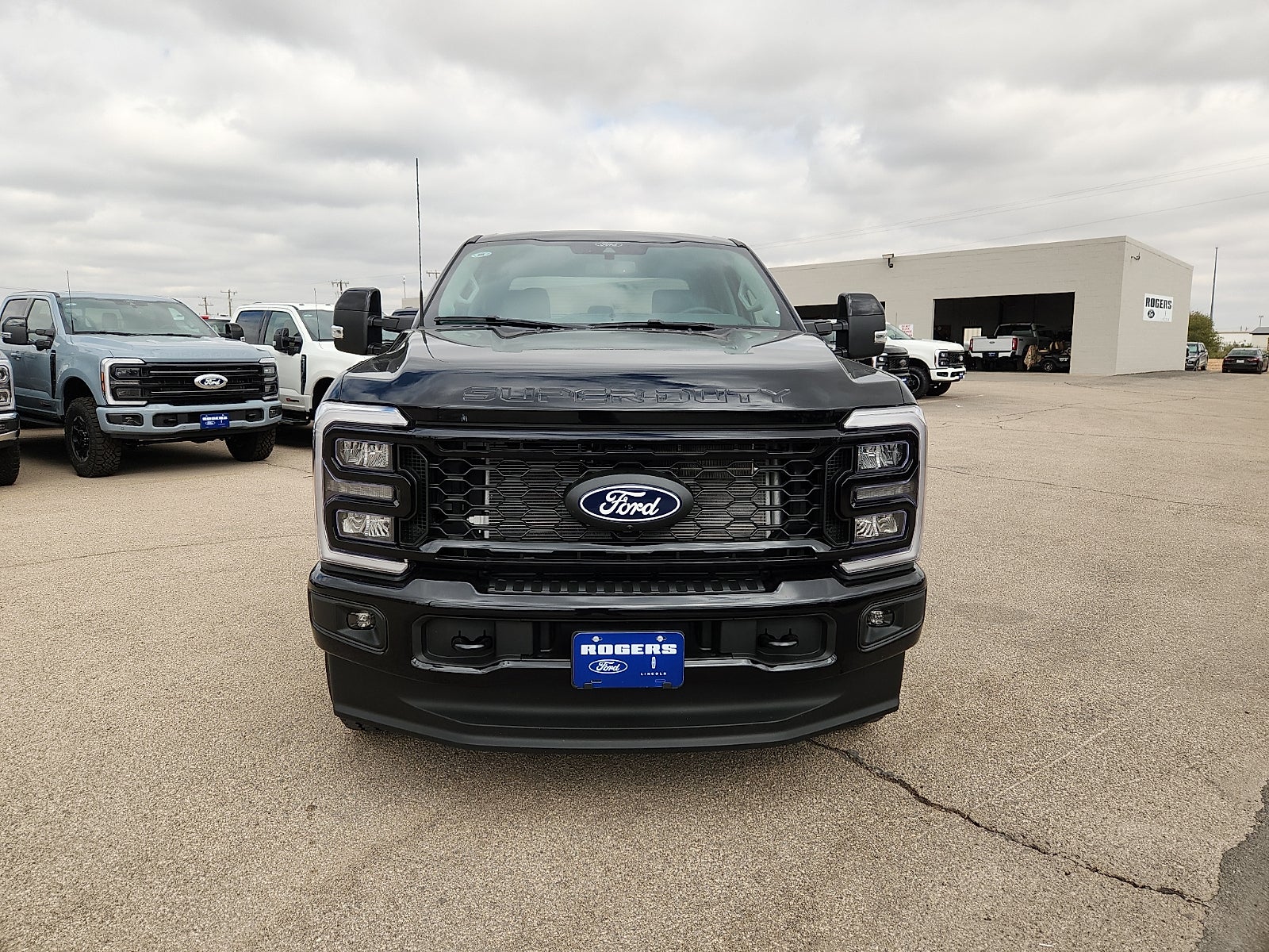 2027 Ford F-250SD Lariat