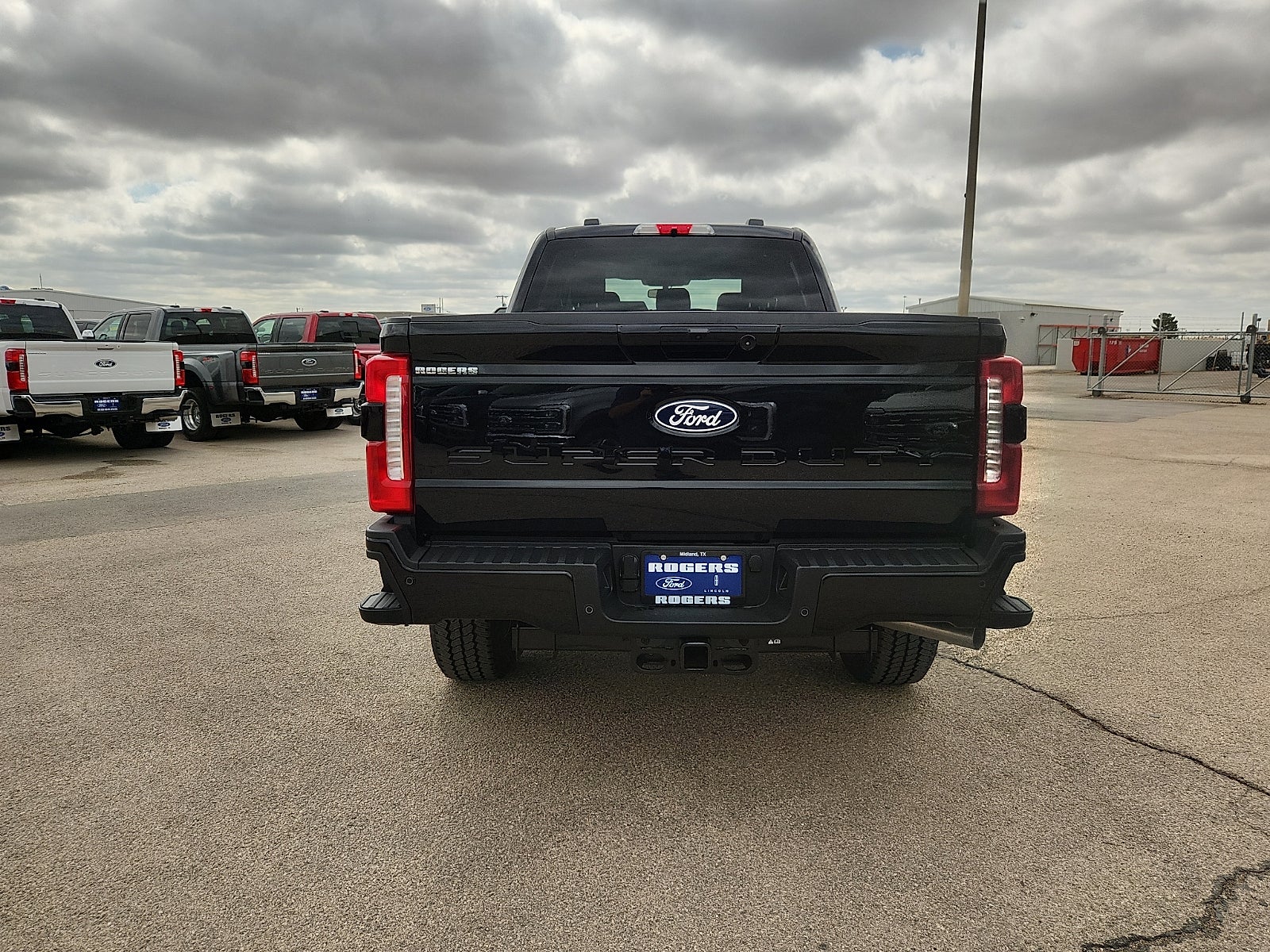 2027 Ford F-250SD Lariat