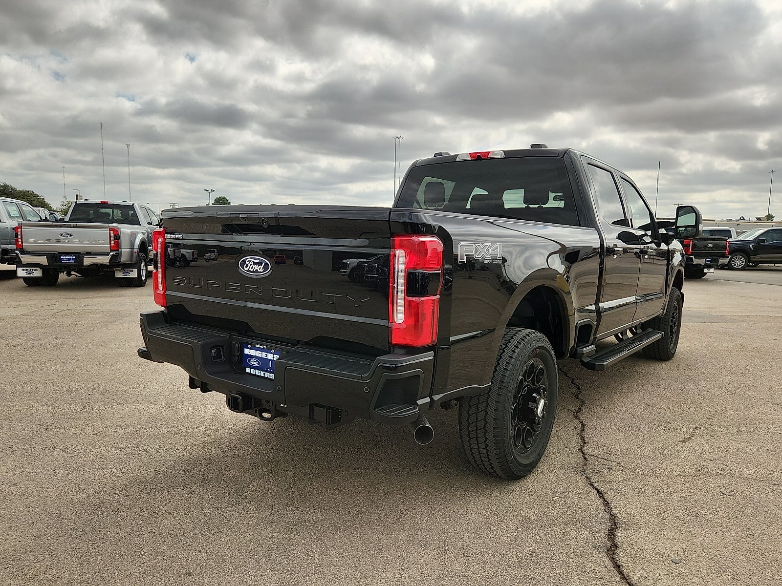 2027 Ford F-250SD Lariat