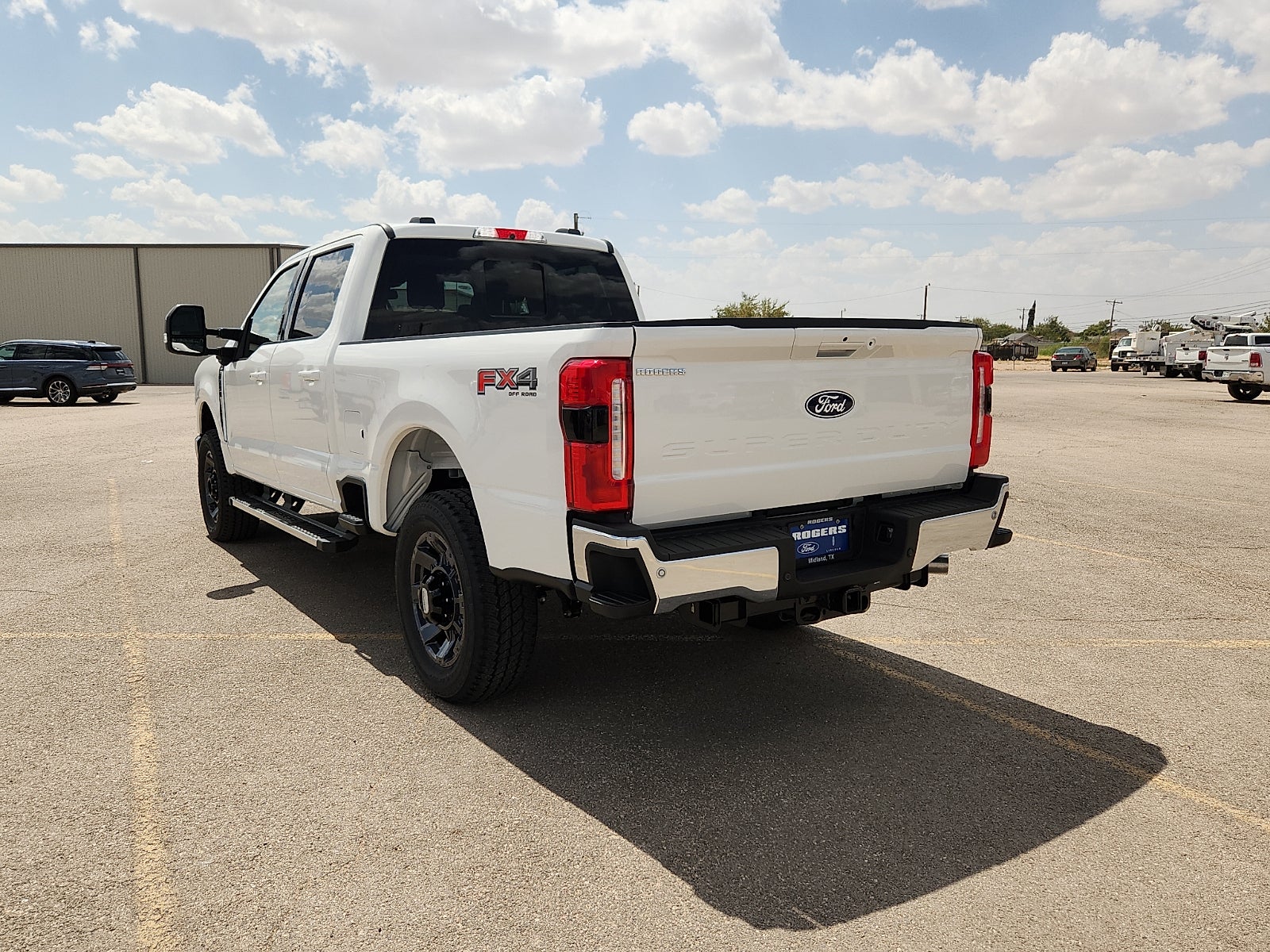 2027 Ford Super Duty F-250 SRW LARIAT