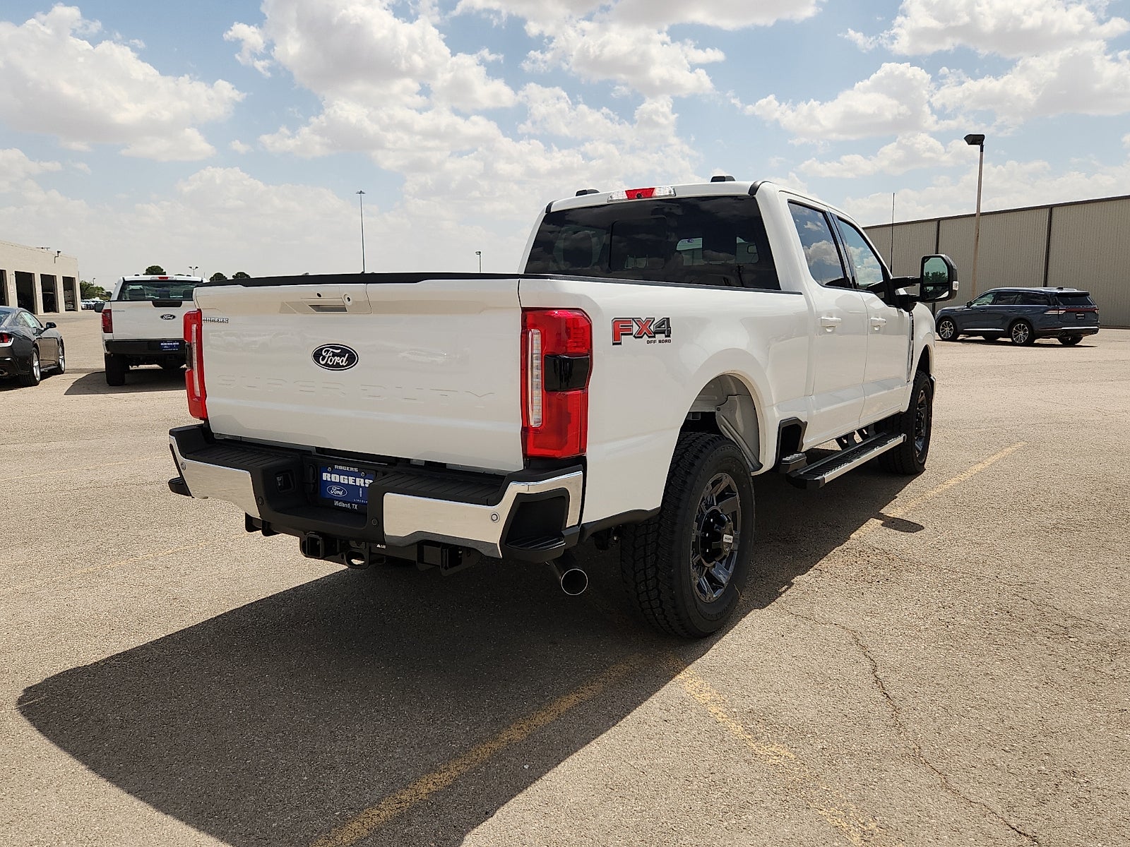 2027 Ford Super Duty F-250 SRW LARIAT