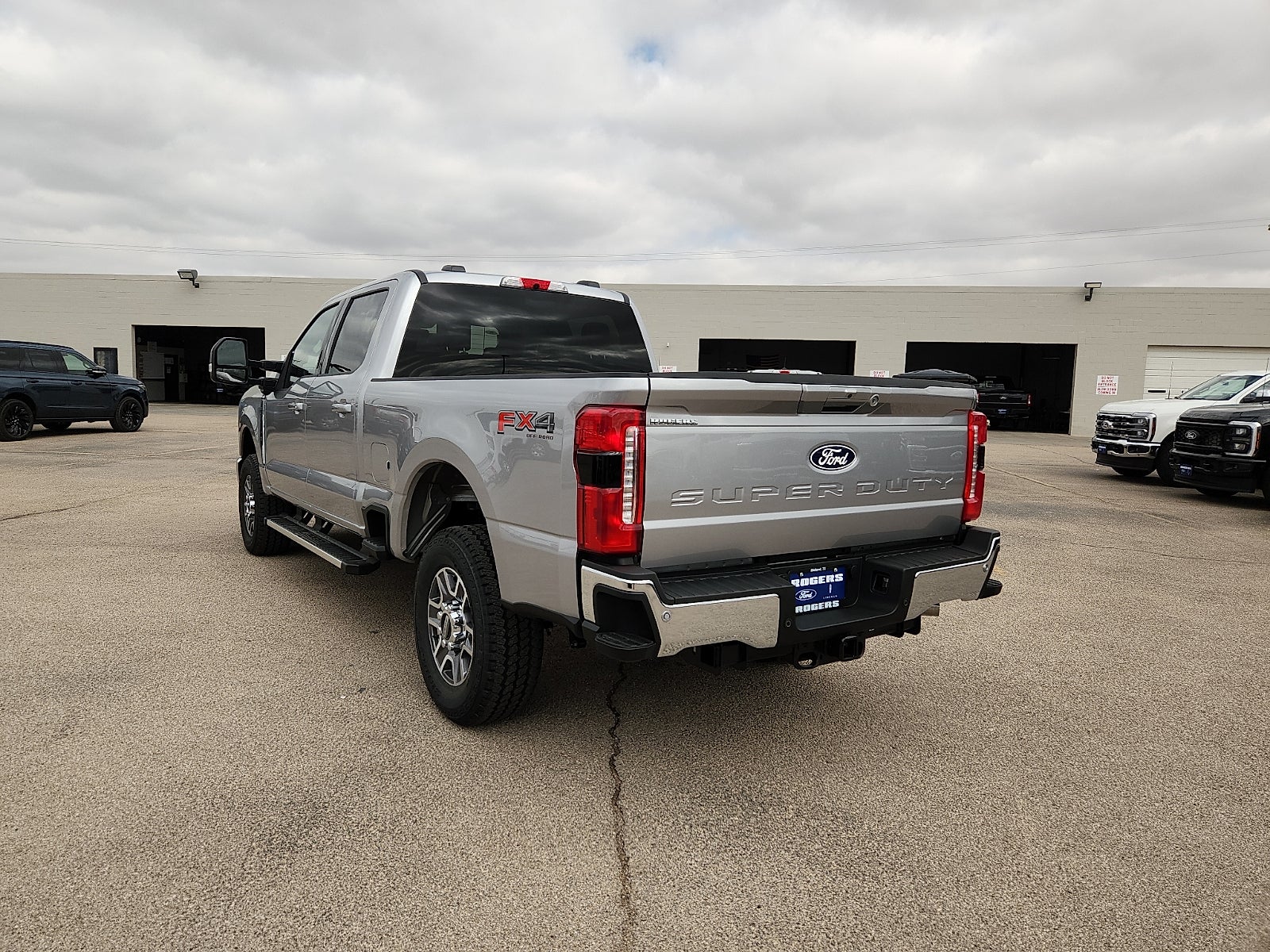 2027 Ford F-250SD Lariat