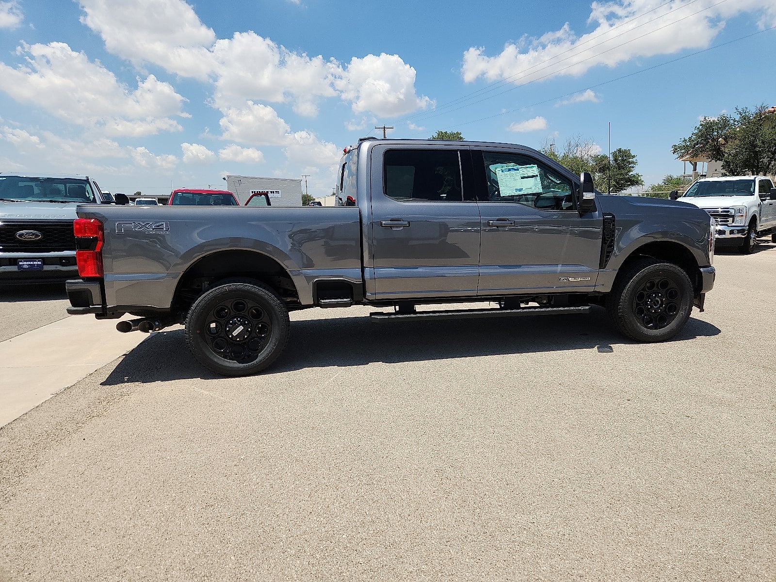 2025 Ford Super Duty F-250 SRW LARIAT