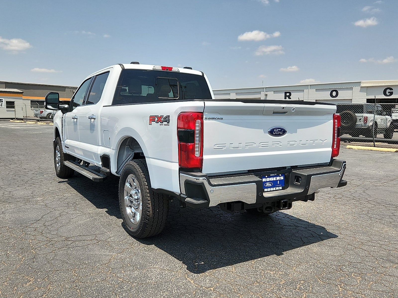 2026 Ford Super Duty F-250 SRW LARIAT