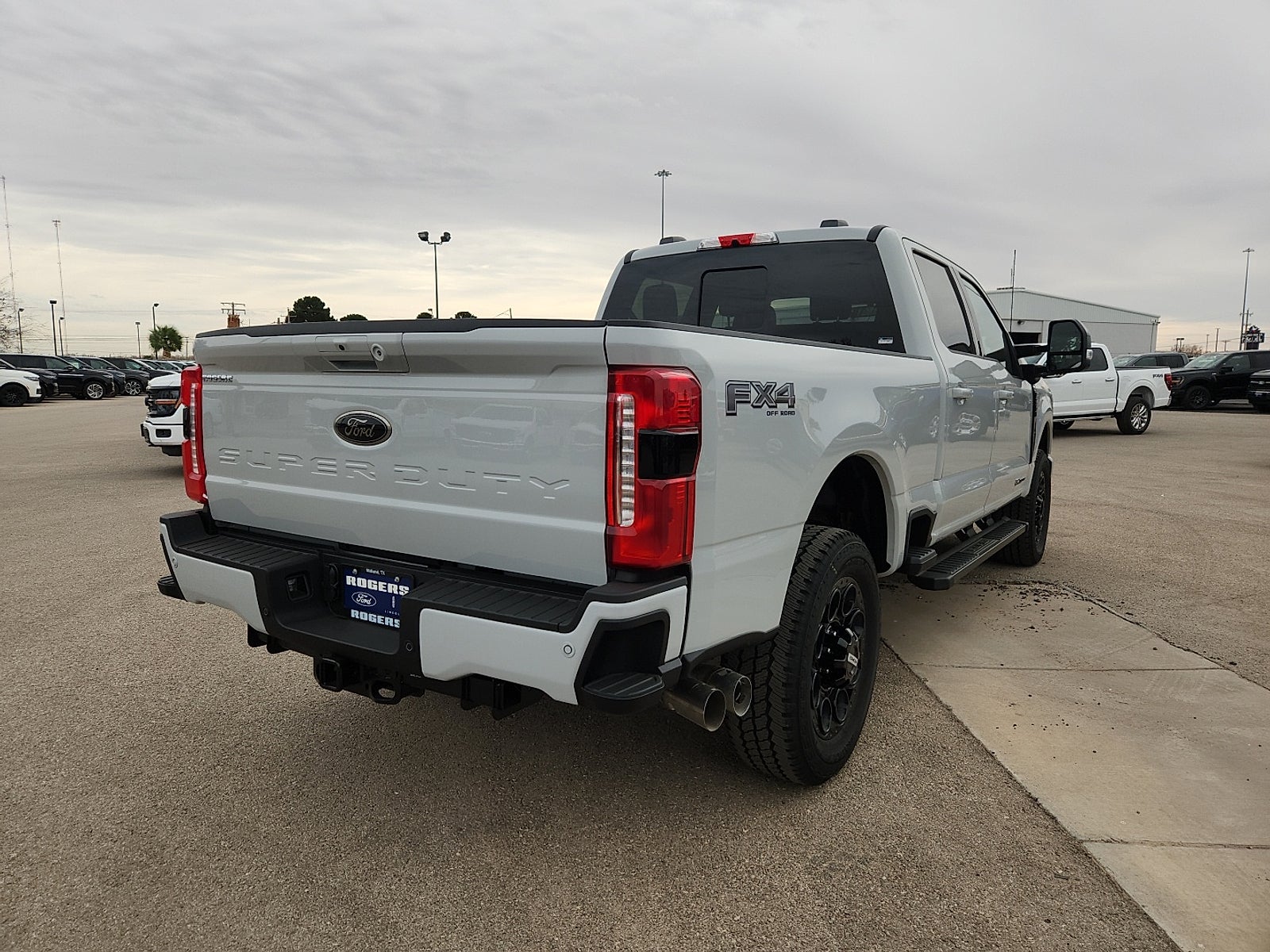 2026 Ford Super Duty F-250 SRW LARIAT