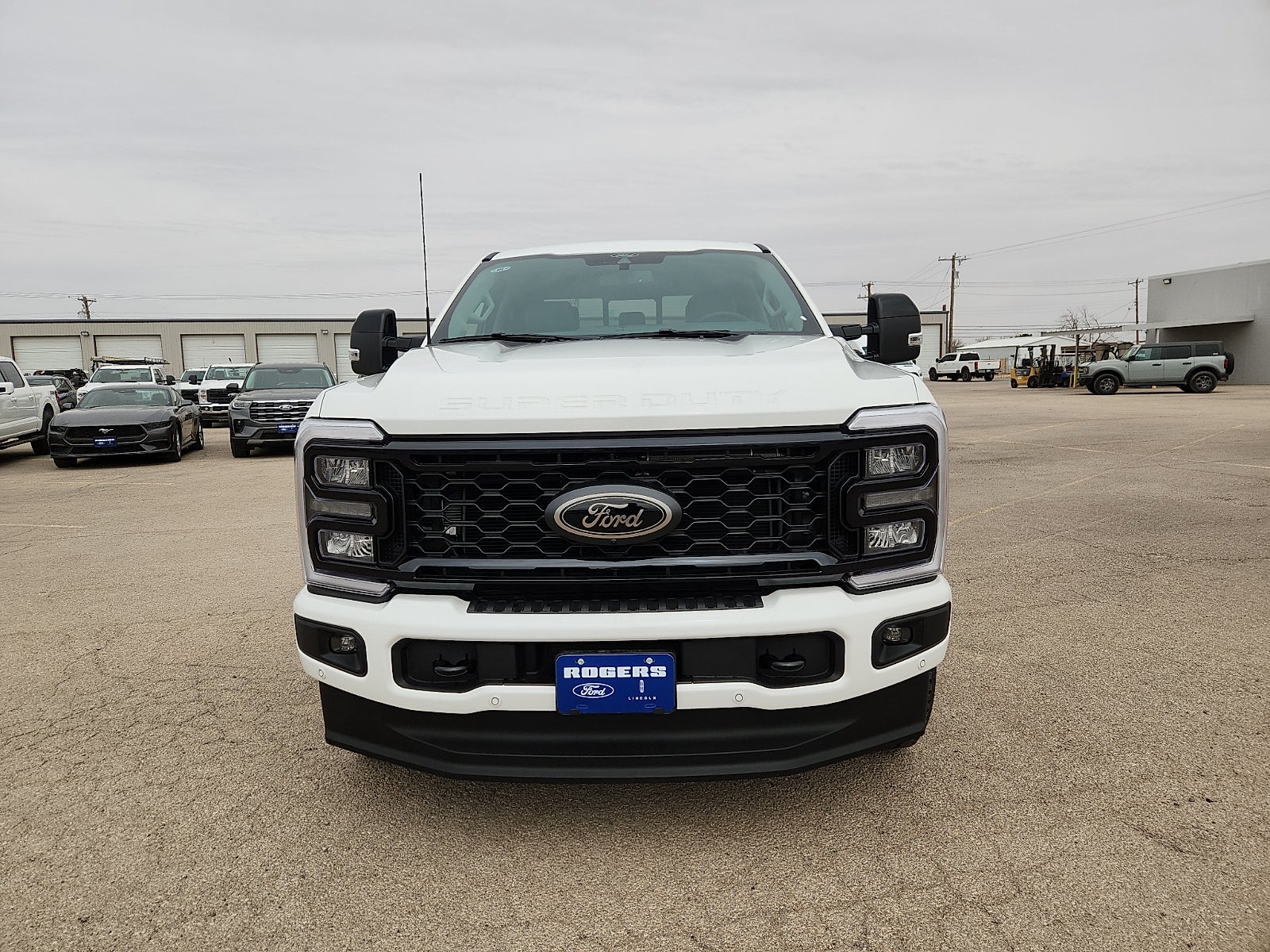 2026 Ford Super Duty F-250 SRW LARIAT
