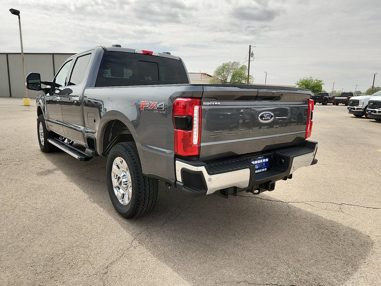 2026 Ford Super Duty F-250 SRW LARIAT