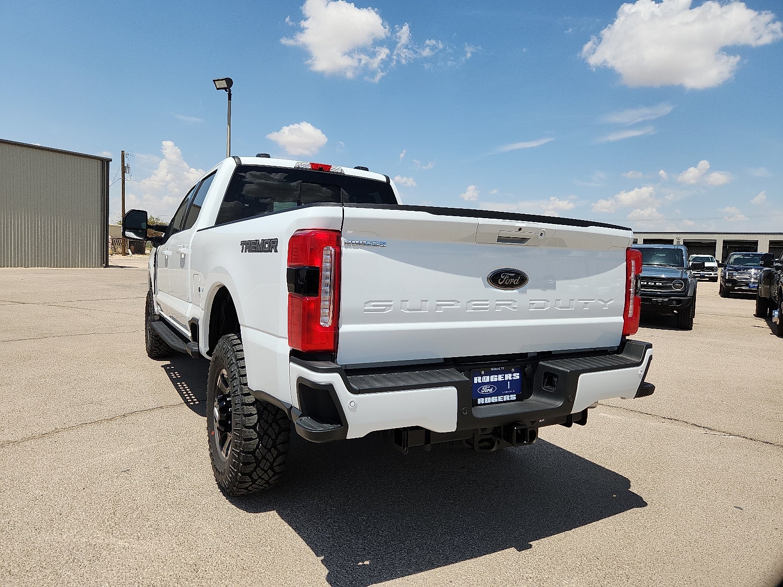 2026 Ford Super Duty F-250 SRW LARIAT