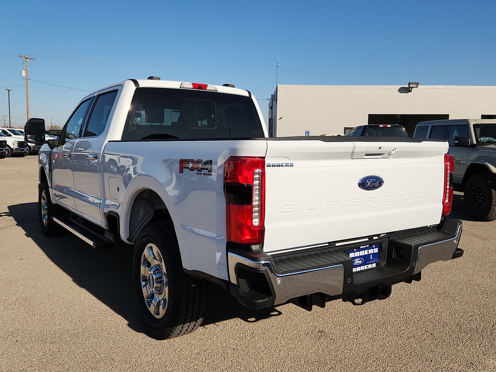 2026 Ford Super Duty F-250 SRW LARIAT