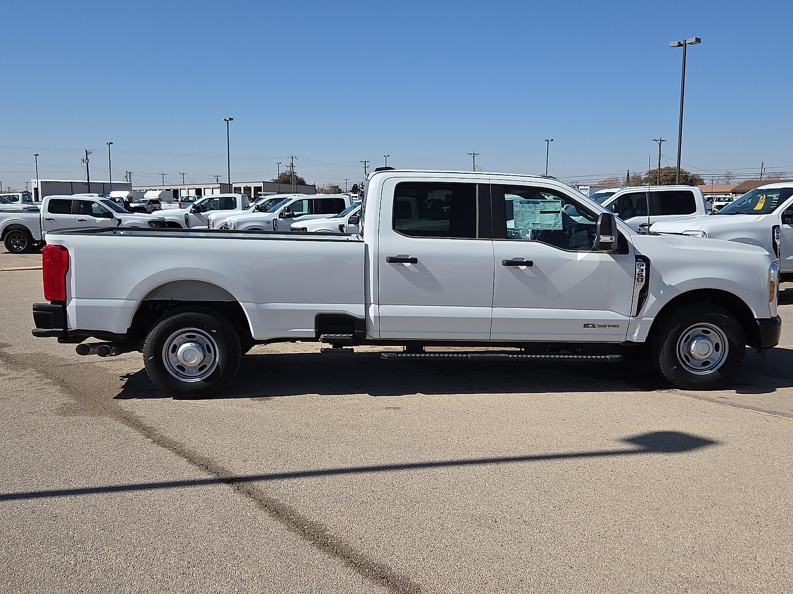 2025 Ford Super Duty F-350 SRW XL