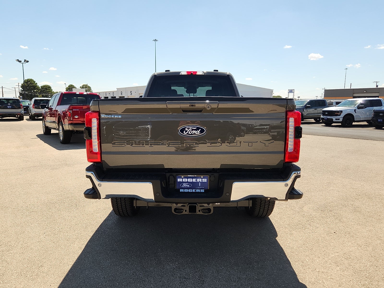 2027 Ford Super Duty F-350 SRW XL