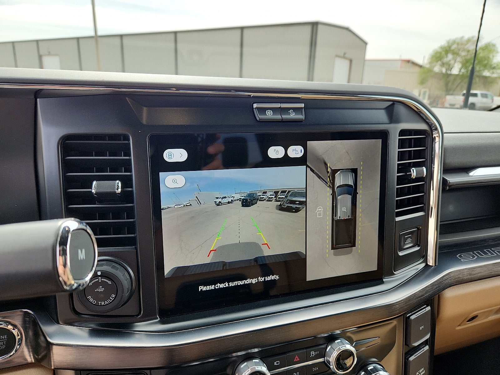 2026 Ford Super Duty F-350 SRW LARIAT