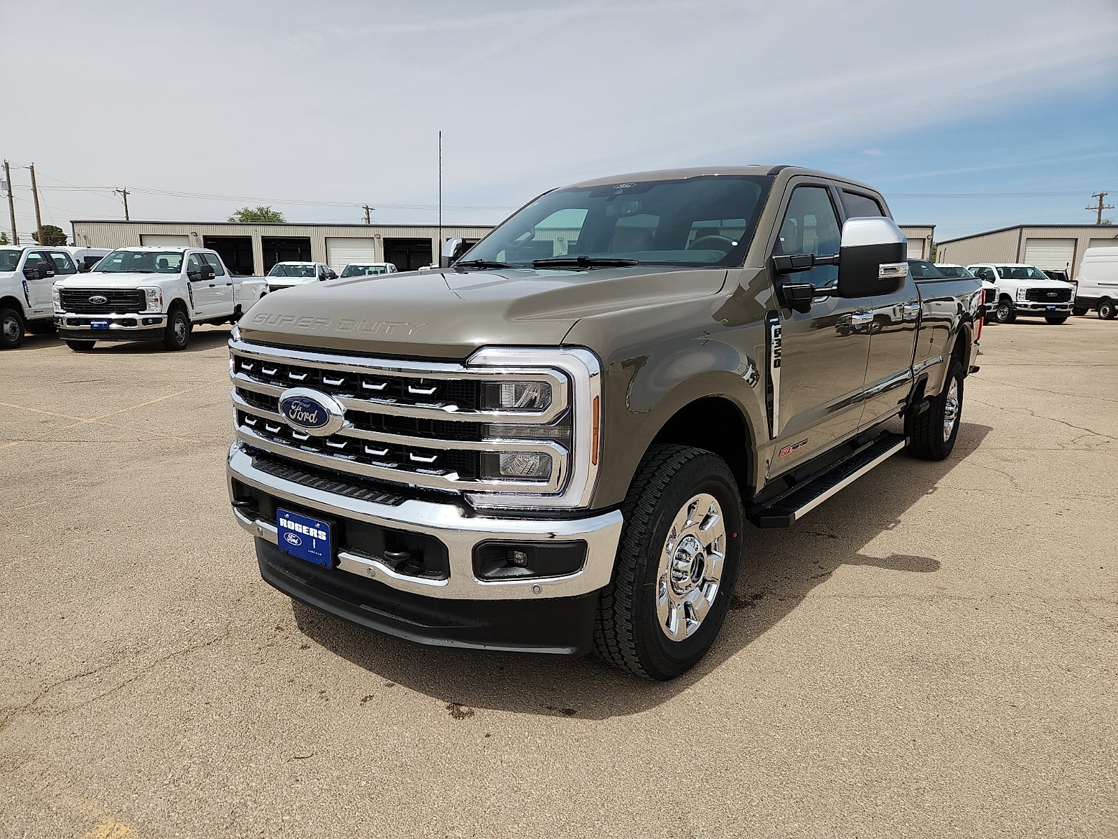 2026 Ford Super Duty F-350 SRW LARIAT