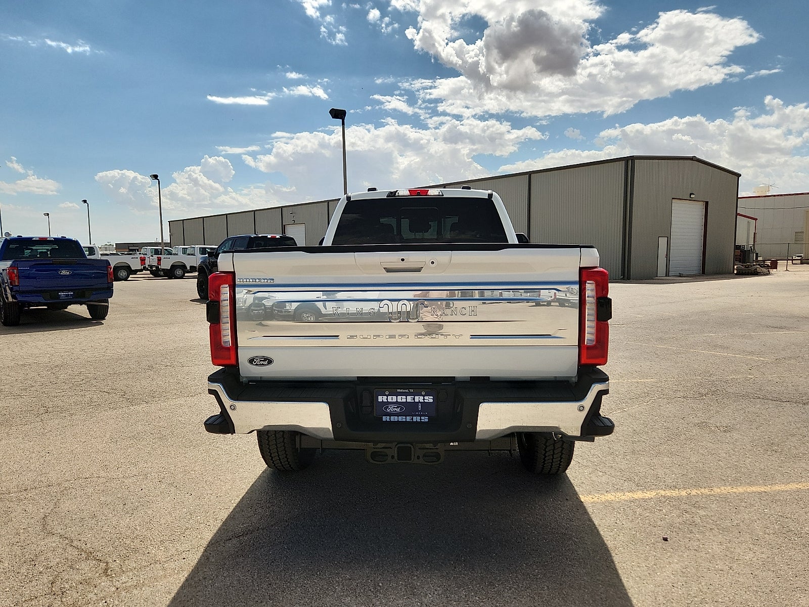 2027 Ford Super Duty F-350 SRW King Ranch
