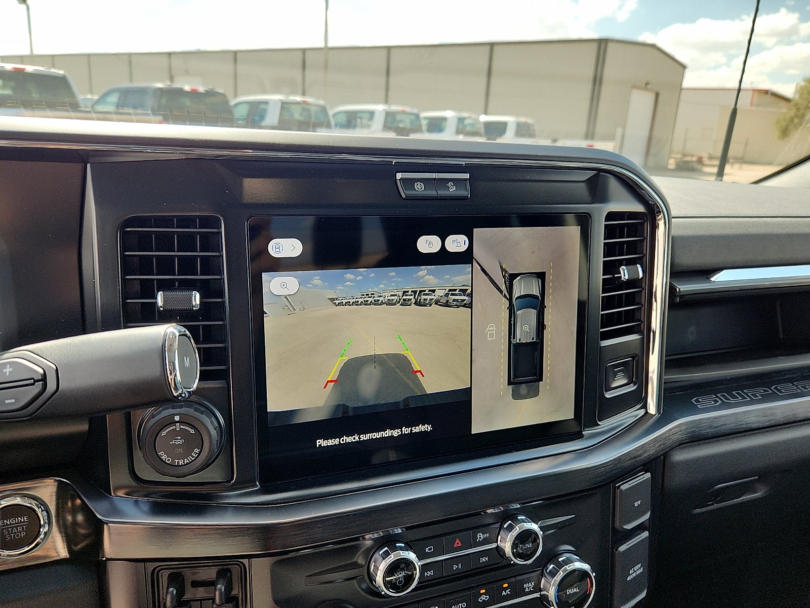 2027 Ford F-350SD Lariat