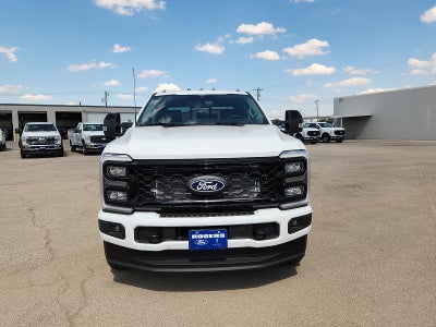 2027 Ford F-350SD Lariat