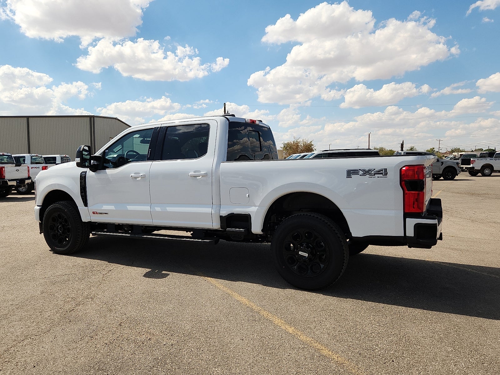 2027 Ford F-350SD Lariat