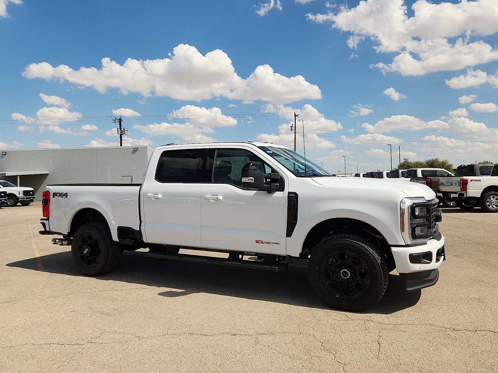 2027 Ford F-350SD Lariat