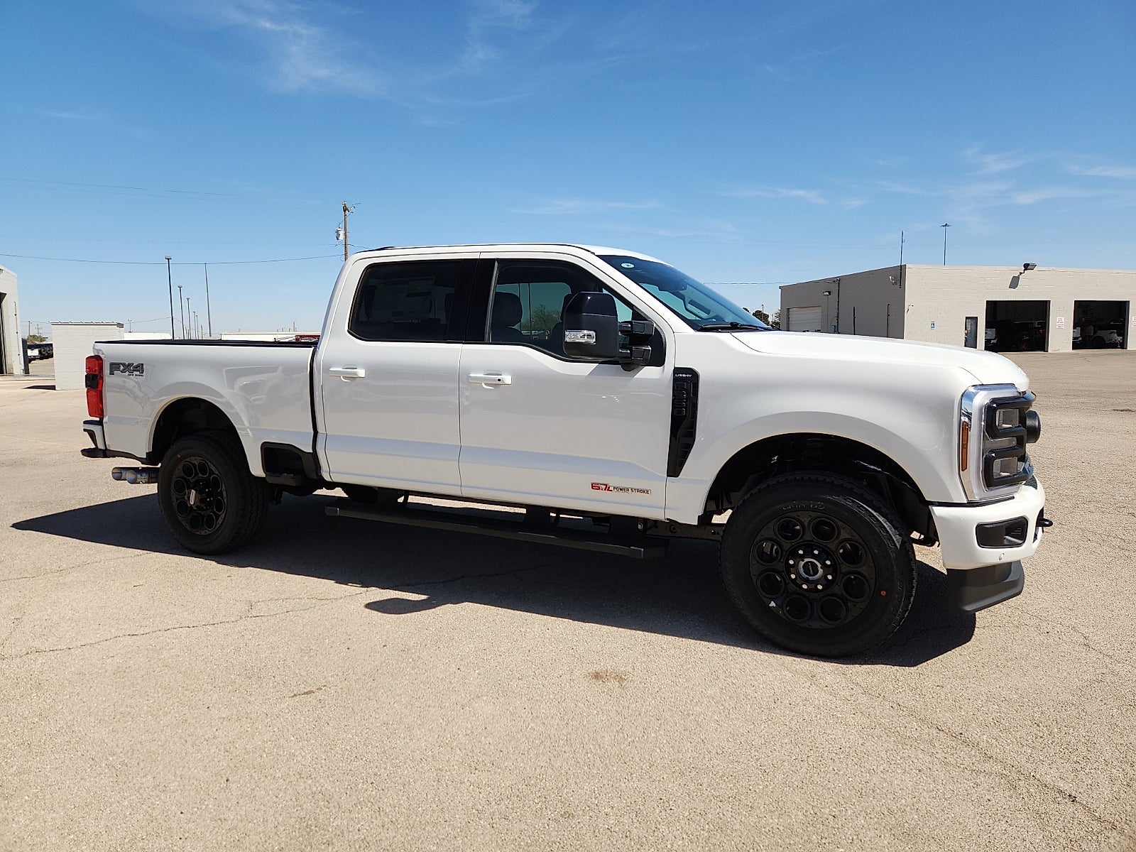 2026 Ford Super Duty F-350 SRW LARIAT