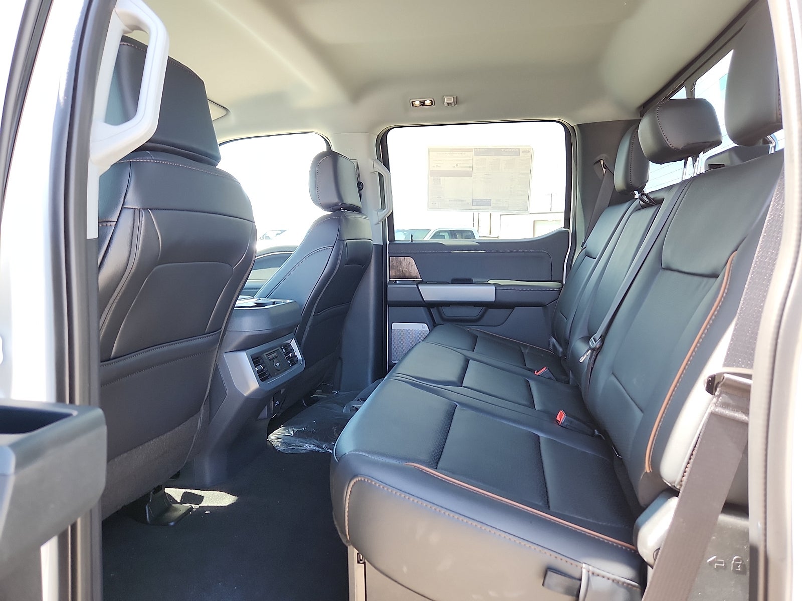 2026 Ford Super Duty F-350 SRW LARIAT