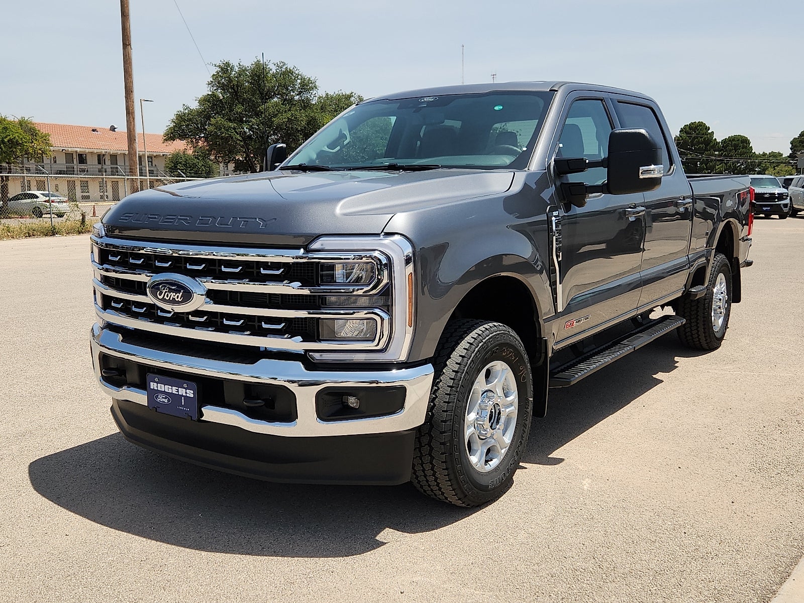 2026 Ford Super Duty F-350 SRW XLT