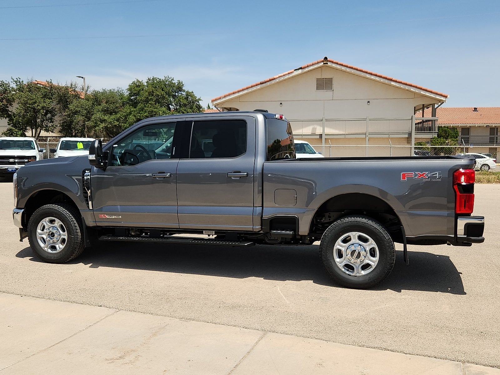 2026 Ford Super Duty F-350 SRW XLT
