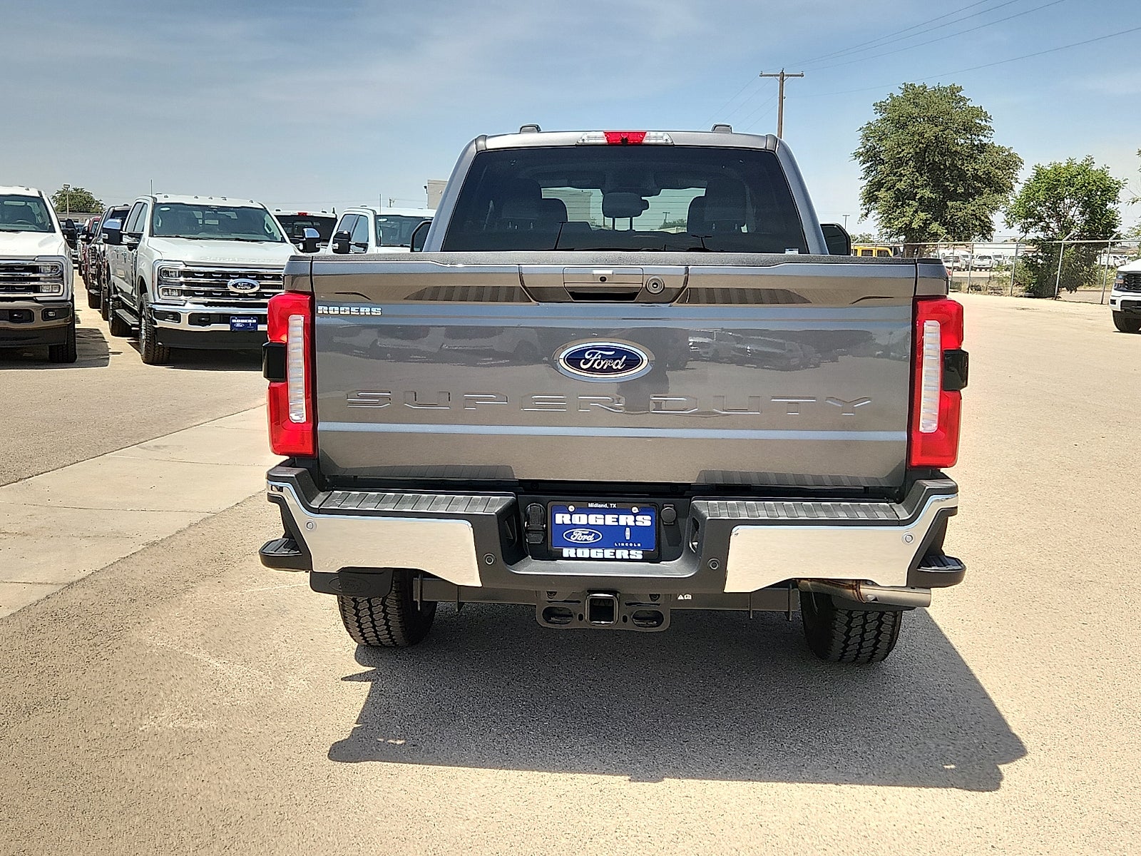 2026 Ford Super Duty F-350 SRW XLT
