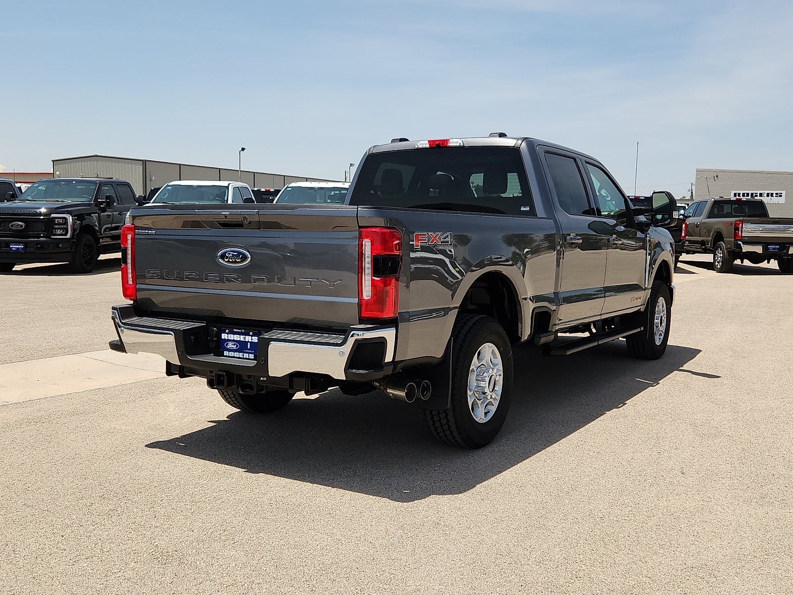 2026 Ford Super Duty F-350 SRW XLT