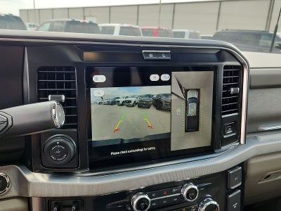 2027 Ford Super Duty F-350 SRW Platinum