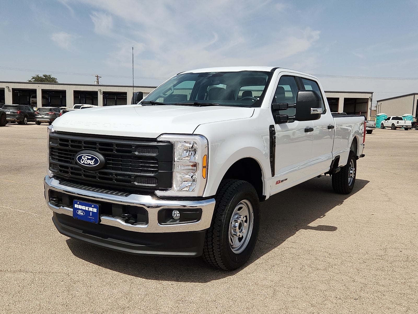 2027 Ford Super Duty F-350 SRW XL
