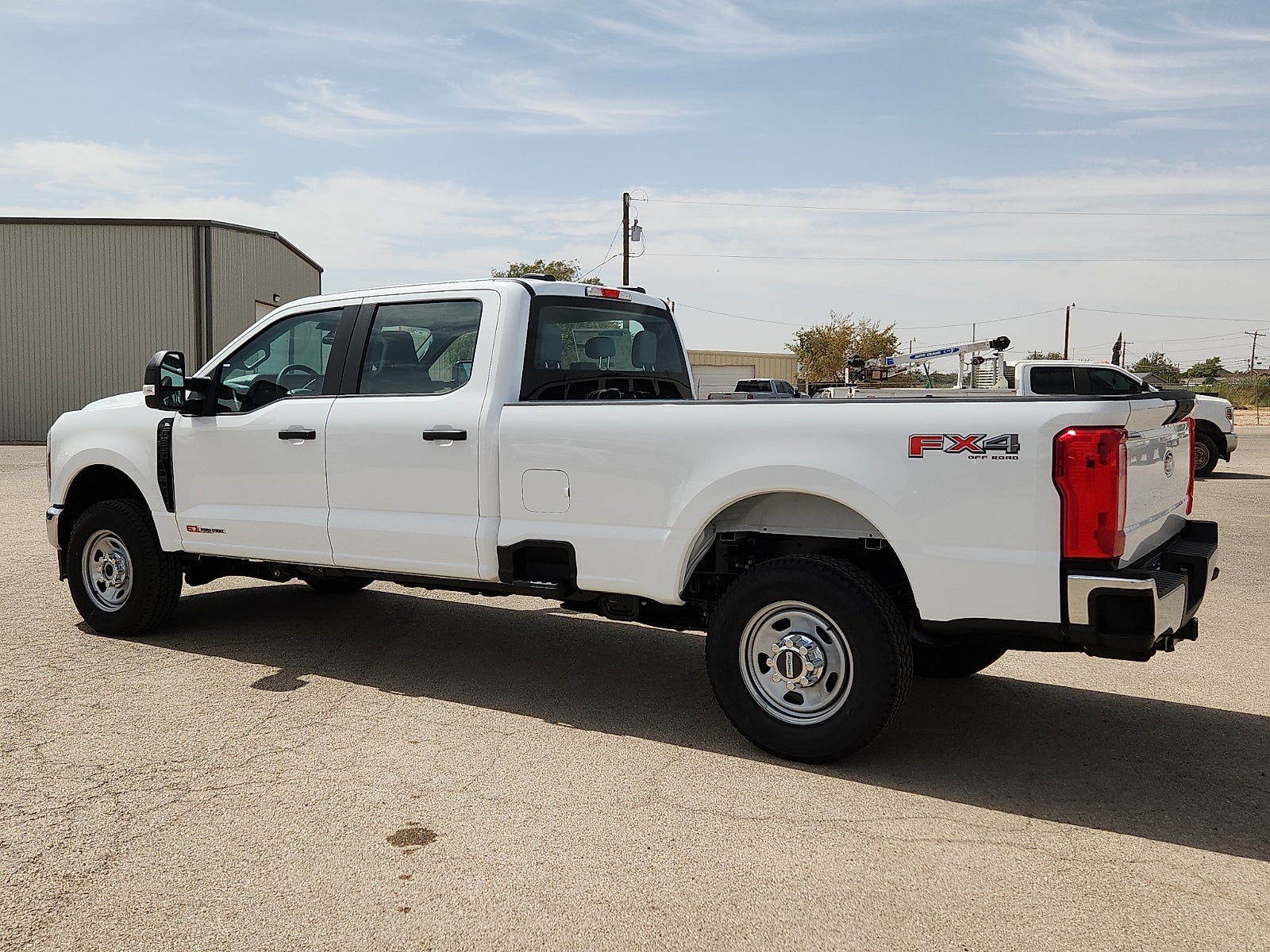 2027 Ford Super Duty F-350 SRW XL