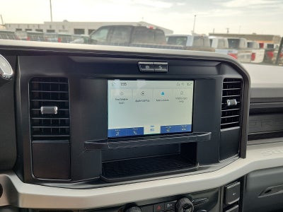 2027 Ford Super Duty F-350 SRW XL
