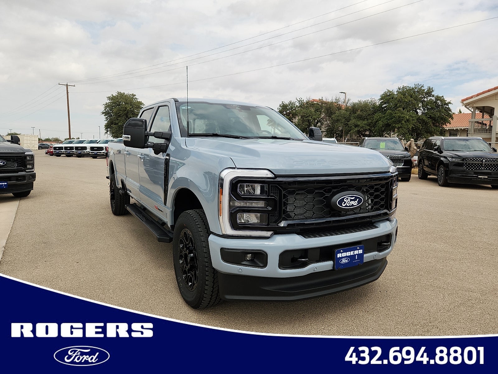 2027 Ford F-350SD Lariat