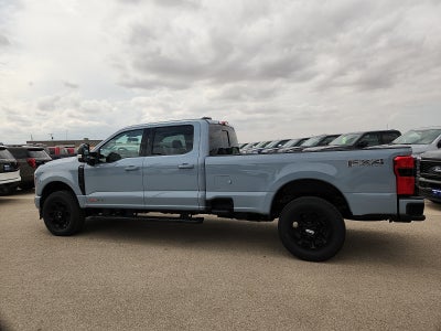2027 Ford F-350SD Lariat