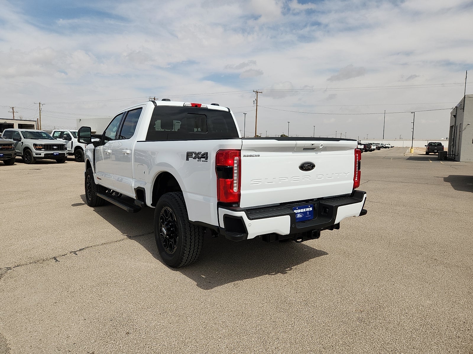 2026 Ford Super Duty F-350 SRW LARIAT