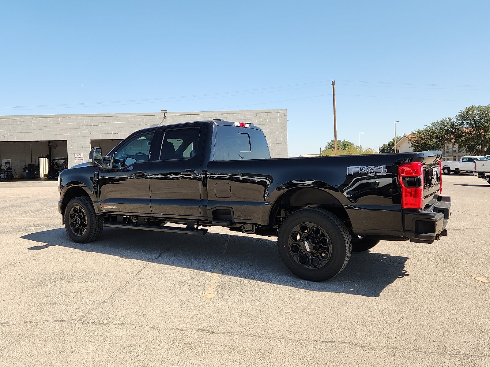 2027 Ford F-350SD Lariat