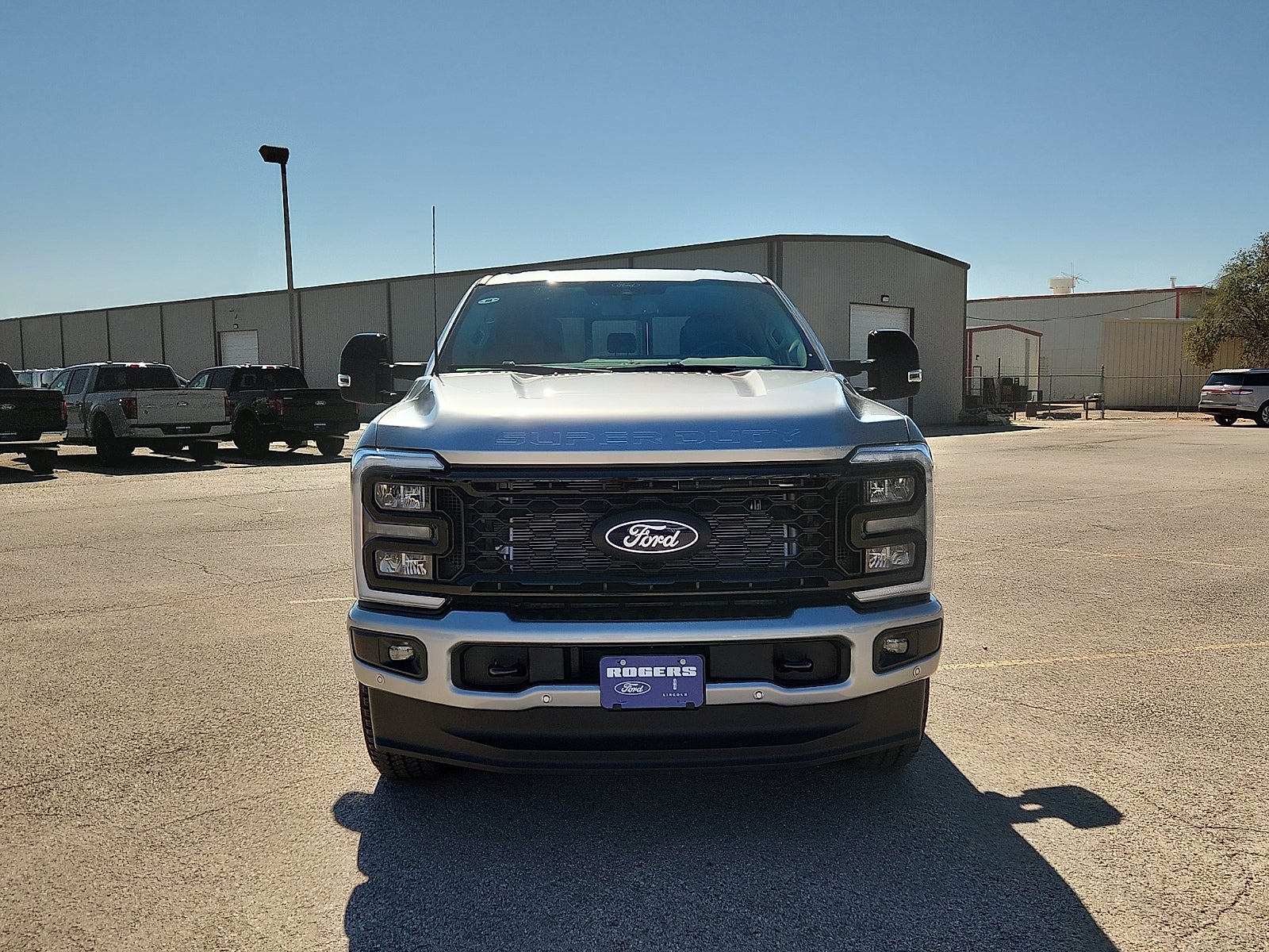 2027 Ford F-350SD Lariat