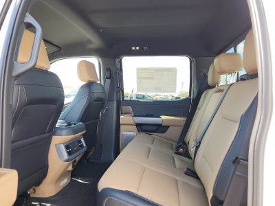 2027 Ford F-350SD Lariat