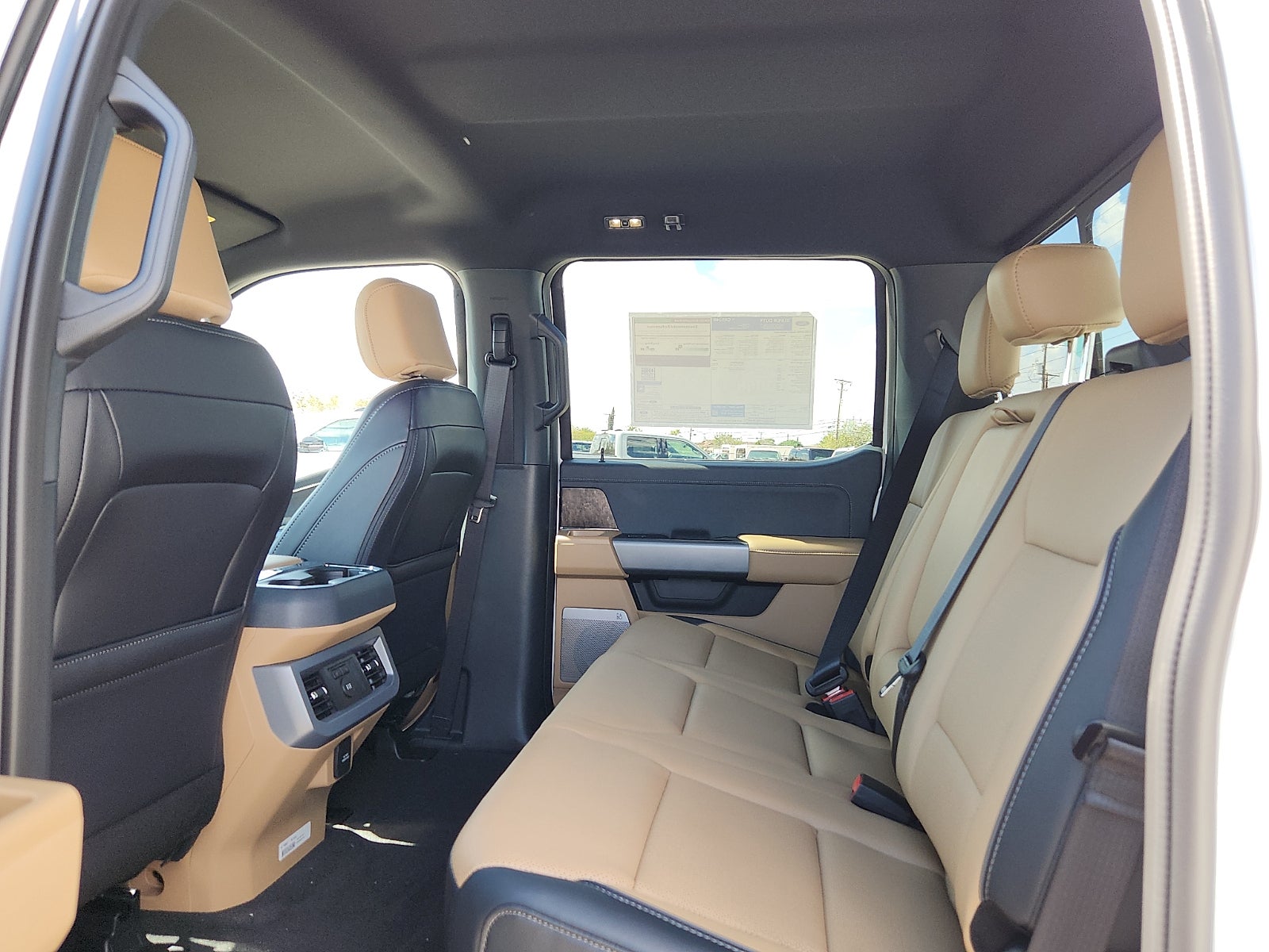 2027 Ford F-350SD Lariat