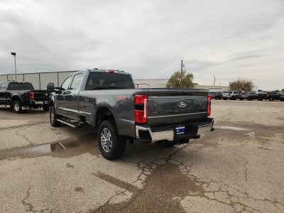 2027 Ford F-350SD Lariat
