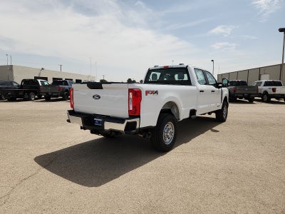 2027 Ford Super Duty F-350 SRW XL