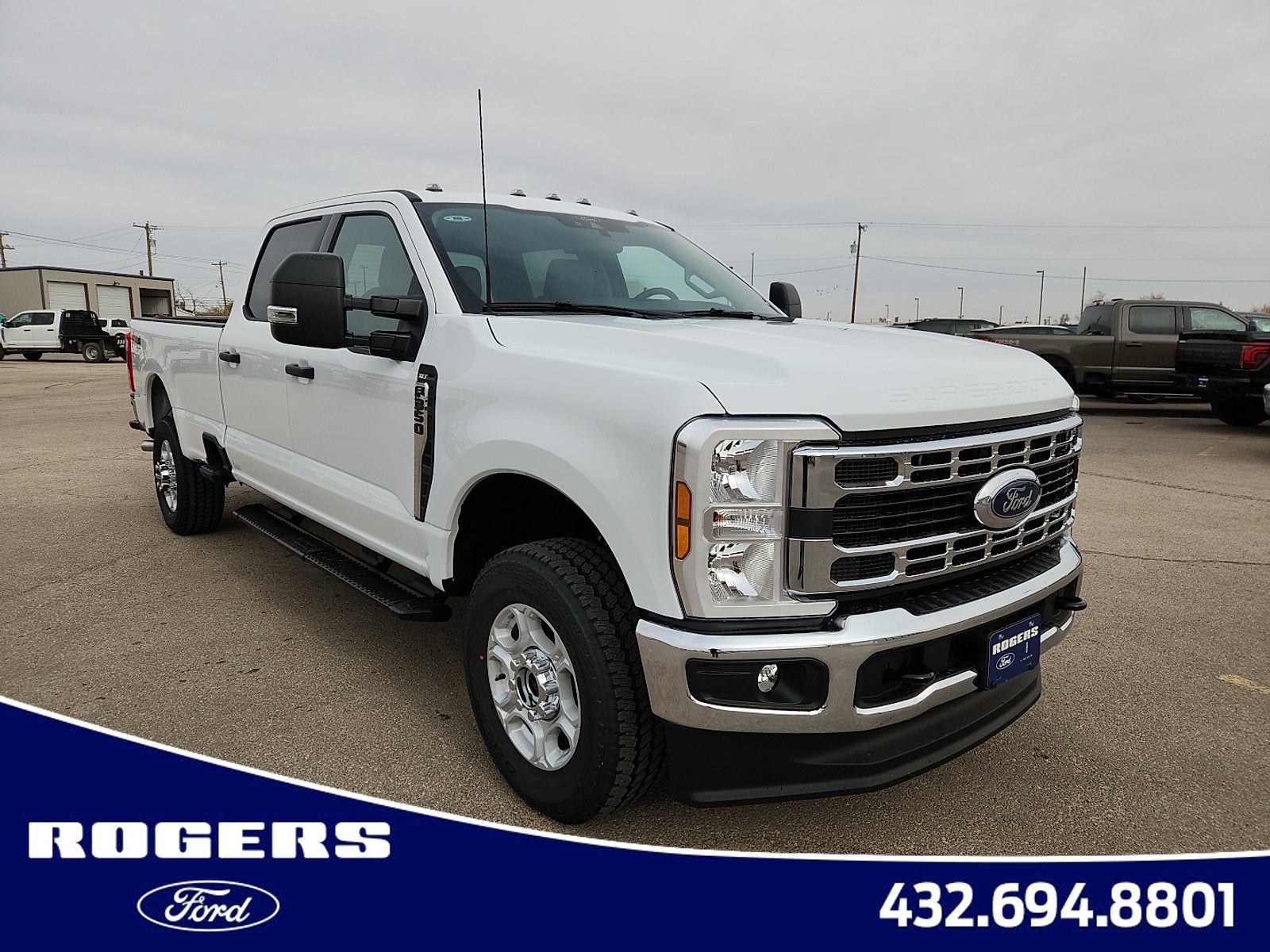 2026 Ford Super Duty F-350 SRW XLT