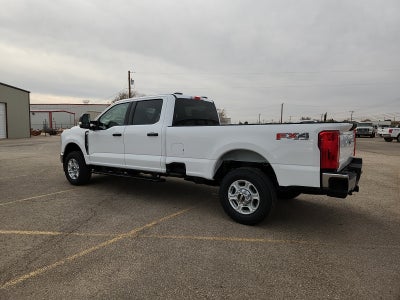 2026 Ford Super Duty F-350 SRW XLT