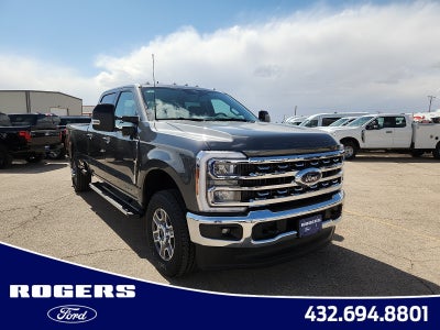 2026 Ford Super Duty F-350 SRW LARIAT