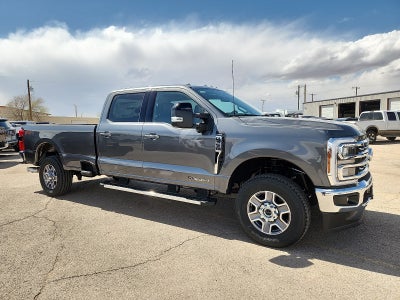 2026 Ford Super Duty F-350 SRW LARIAT