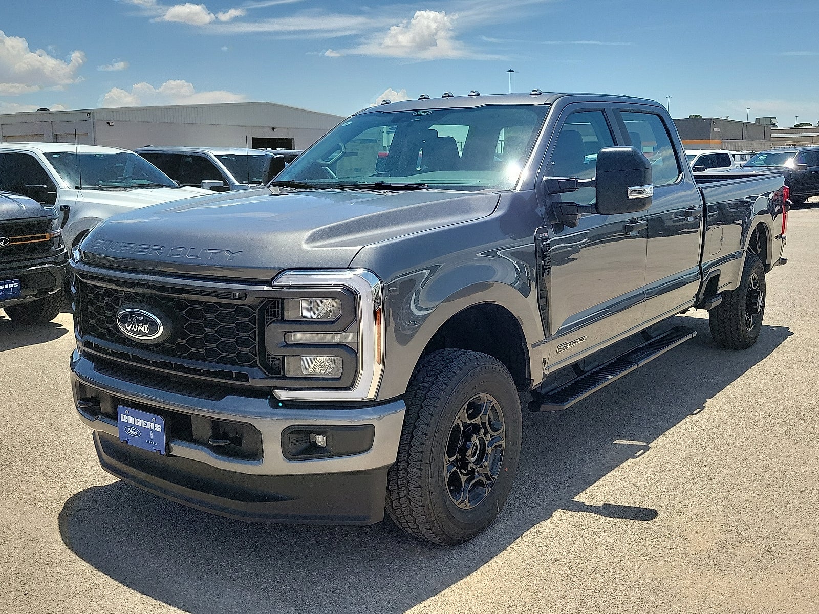2025 Ford Super Duty F-350 SRW XL