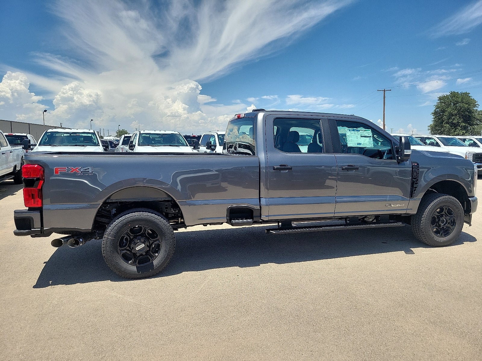 2025 Ford Super Duty F-350 SRW XL